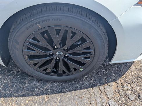 New 2026 Nissan Altima 2.5 SV w/ SV Special Edition Package FWD image 35