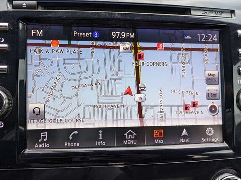 Used 2018 Nissan Murano Platinum FWD image 24