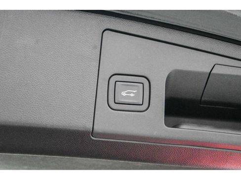 Certified 2023 Cadillac XT4 Luxury w/ Cold Weather Package image 38