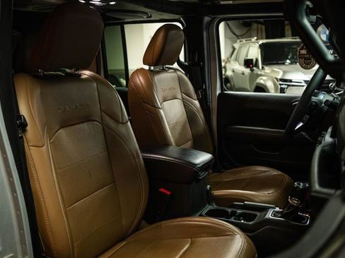 Used 2023 Jeep Wrangler Unlimited Sahara image 14