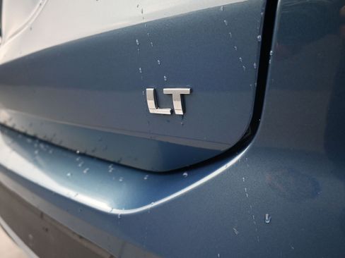 Used 2024 Chevrolet Equinox LT image 33