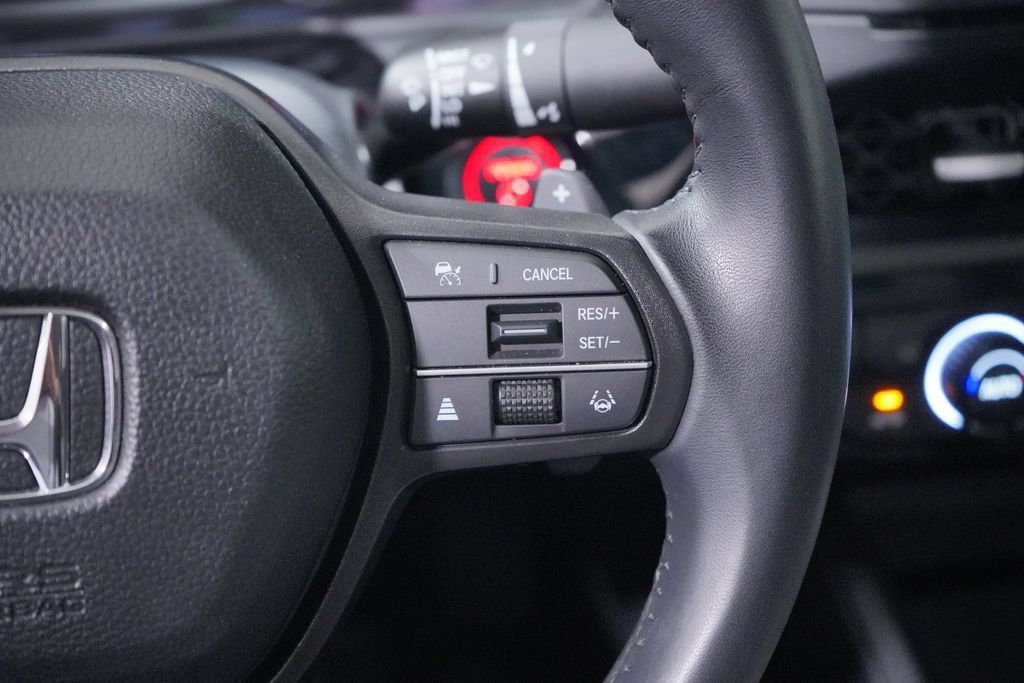 Used 2023 Honda Accord EX-L image 13