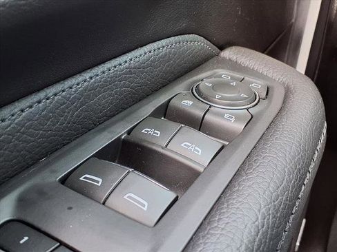 Certified 2023 GMC Yukon XL Denali image 17