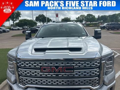 Used 2022 GMC Sierra 2500 Denali w/ Denali Ultimate Package image 2