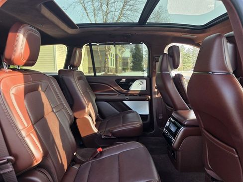 Used 2023 Lincoln Aviator Black Label w/ Dynamic Handling Package image 21