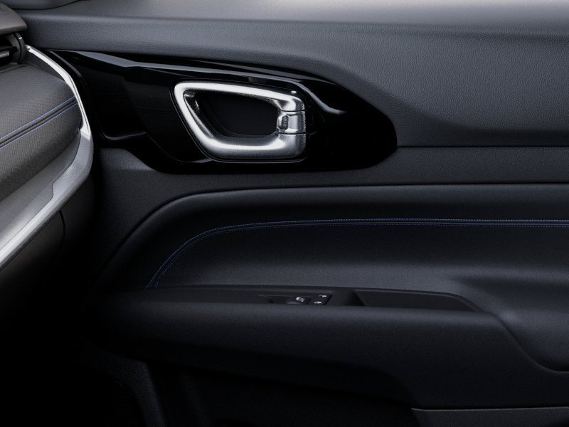 New 2026 Jeep Compass Latitude AWD/4WD image 34