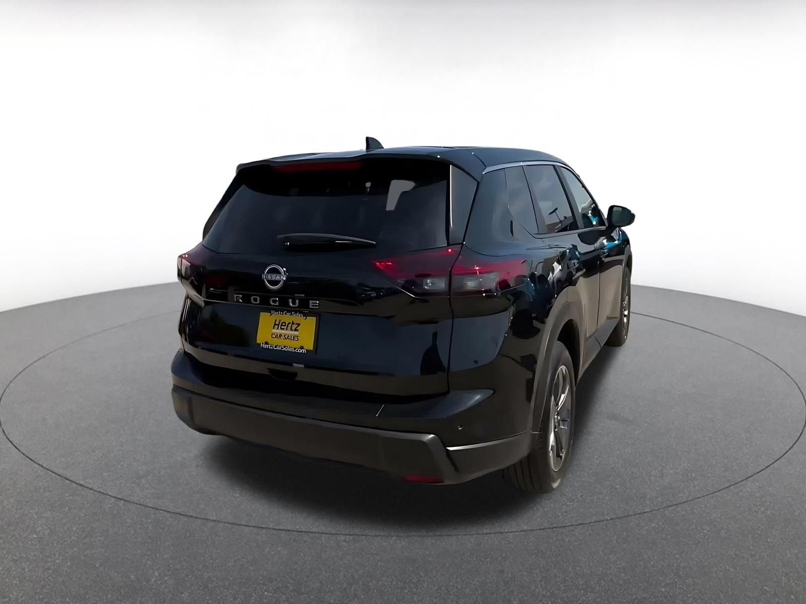 Used 2025 Nissan Rogue SV FWD image 13