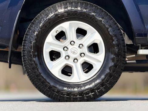 Used 2019 Toyota 4Runner SR5 image 20