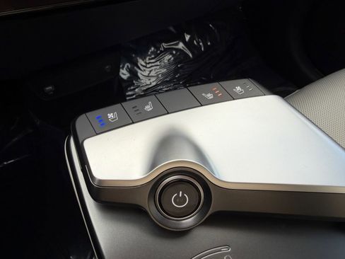 Used 2023 Kia EV6 Wind w/ Wind Technology Package image 31