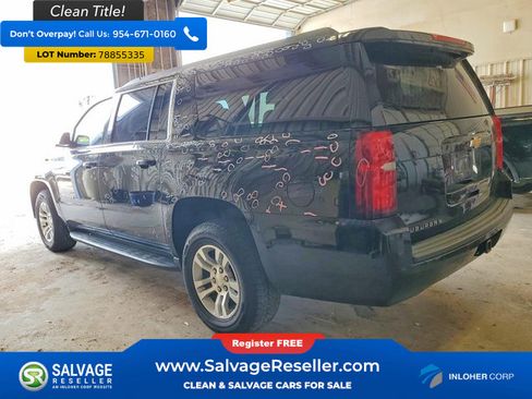 Used 2019 Chevrolet Suburban LT image 3