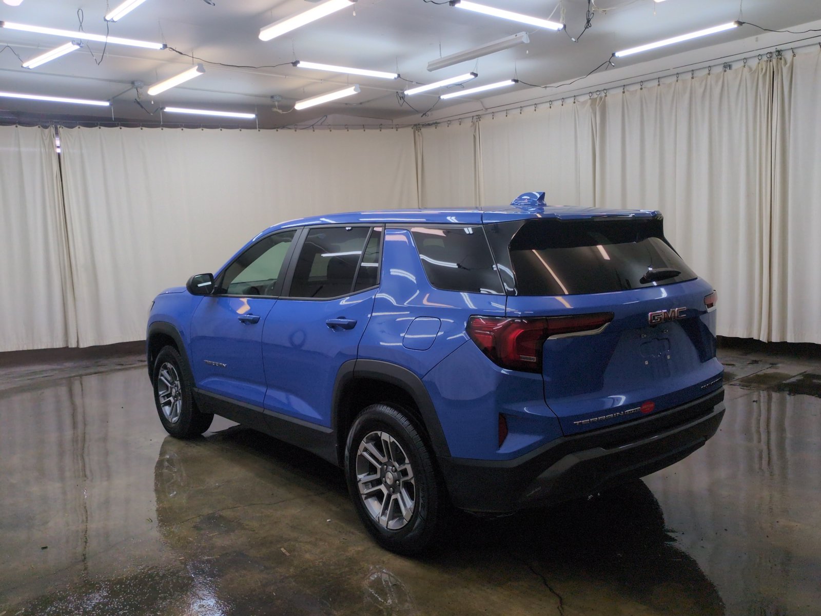 Used 2026 GMC Terrain Elevation AWD/4WD image 24