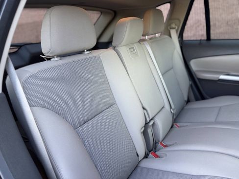 Used 2013 Ford Edge SEL FWD image 18
