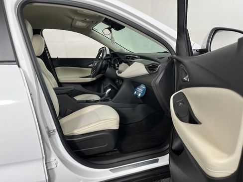 Certified 2023 Buick Encore GX Select FWD image 8