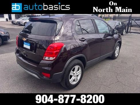 Used 2021 Chevrolet Trax LT FWD image 5