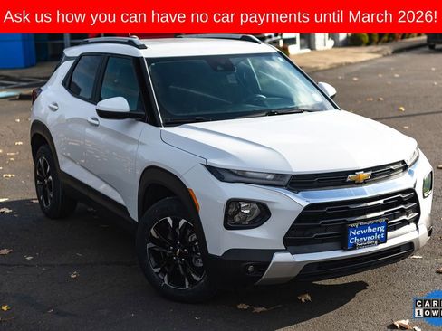 Used 2023 Chevrolet TrailBlazer LT w/ Convenience Package image 2