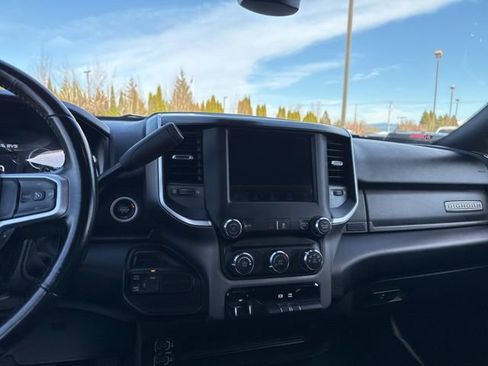 Used 2024 RAM 3500 Big Horn image 24