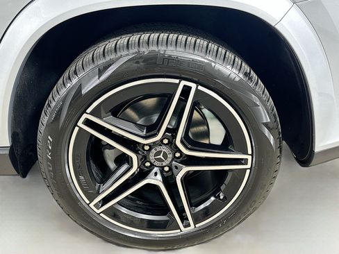 Certified 2026 Mercedes-Benz GLS 450 4MATIC image 41