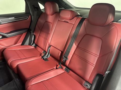 Certified 2022 Porsche Cayenne GTS AWD/4WD image 21