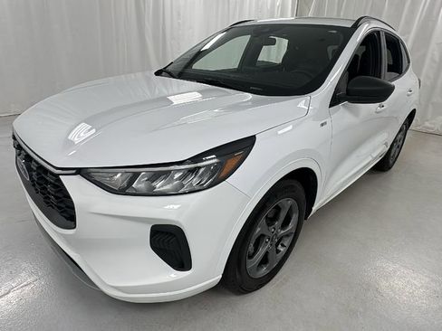 Used 2023 Ford Escape ST-Line image 7