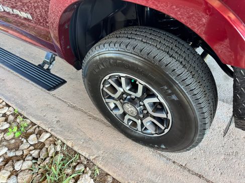 Used 2022 RAM 3500 Limited AWD/4WD image 34