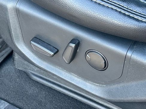 Used 2021 Ford F250 Lariat w/ Lariat Ultimate Package image 11