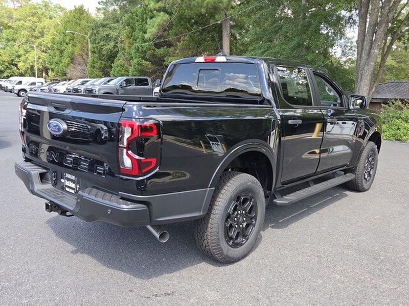 New 2026 Ford Ranger XLT w/ Black Appearance Package RWD image 14
