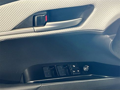 Used 2025 Toyota Camry LE image 15