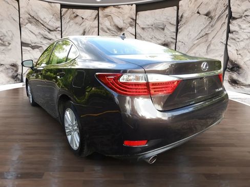 Used 2013 Lexus ES 350 w/ Premium Pkg FWD image 9