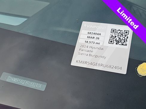 Used 2024 Hyundai Palisade Limited image 25