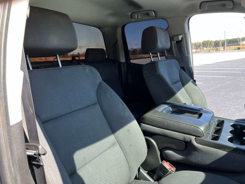 Used 2018 Chevrolet Silverado 1500 LT image 16