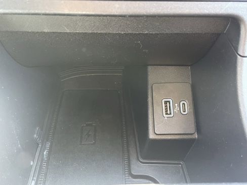 Used 2022 Ford Edge SEL w/ Convenience Package image 35