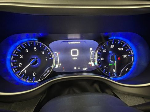 New 2027 Chrysler Pacifica LX FWD image 11