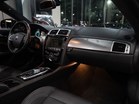 Used 2015 Jaguar XKR R RWD image 28