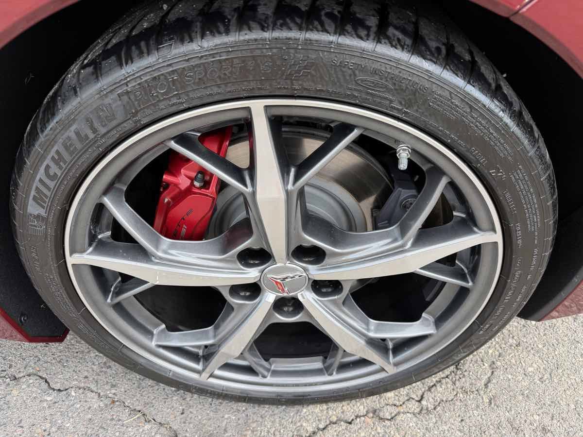 Used 2020 Chevrolet Corvette Stingray Premium Cpe w/ 3LT Preferred Equipment Group RWD image 11