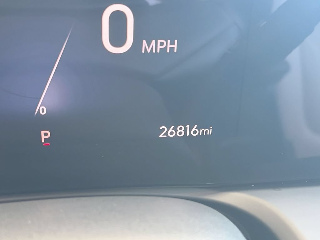 Certified 2024 Buick Encore GX Avenir w/ Avenir Convenience Package AWD/4WD image 18
