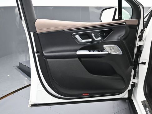 Used 2023 Mercedes-Benz EQE 350+ 4MATIC SUV image 42