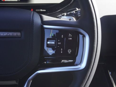 New 2025 Land Rover Range Rover Sport SE image 13