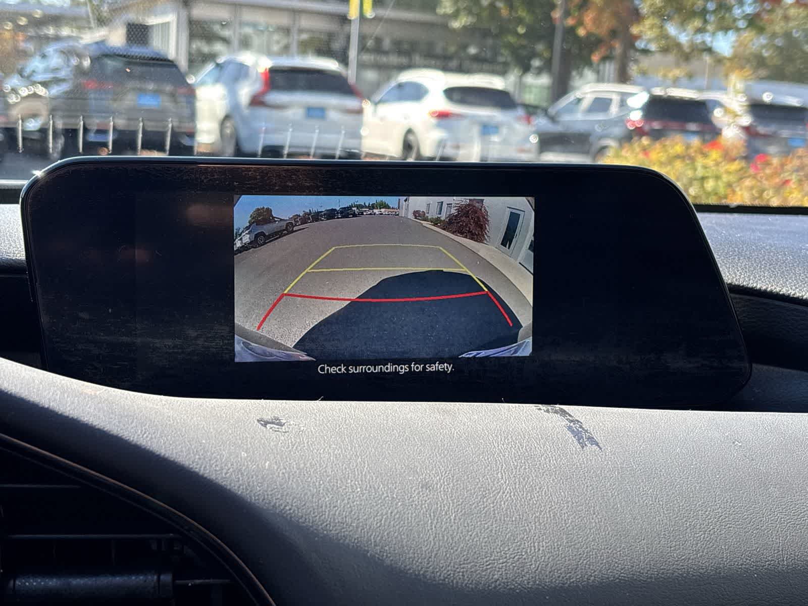 Used 2019 MAZDA MAZDA3 Hatchback w/ Preferred Package FWD image 17