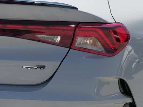 Used 2022 Kia K5 GT-Line FWD image 4