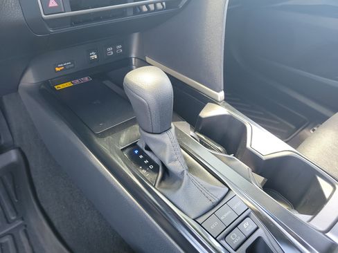 Certified 2025 Toyota Camry LE FWD image 27