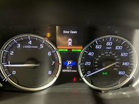 Used 2020 Acura MDX SH-AWD image 17