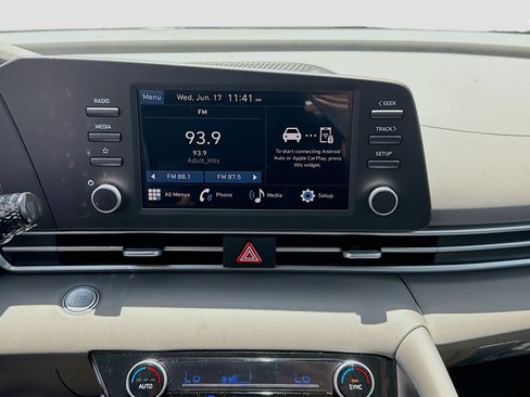 New 2026 Hyundai Elantra Sport FWD image 10