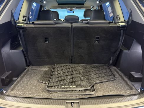 Certified 2025 Volkswagen Atlas SE w/ Panoramic Sunroof Package image 28