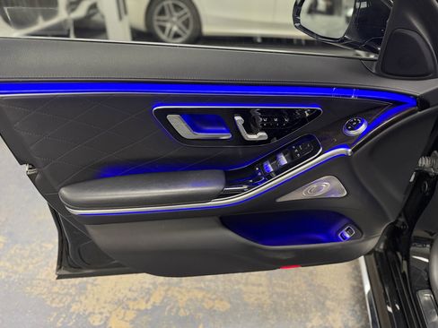 Used 2021 Mercedes-Benz S 580 4MATIC Sedan w/ AMG Line image 13