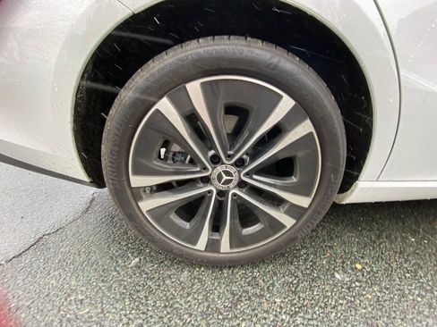 Certified 2025 Mercedes-Benz CLA 250 4MATIC image 23