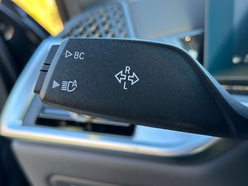 New 2026 BMW X5 xDrive50e w/ Executive Package image 34