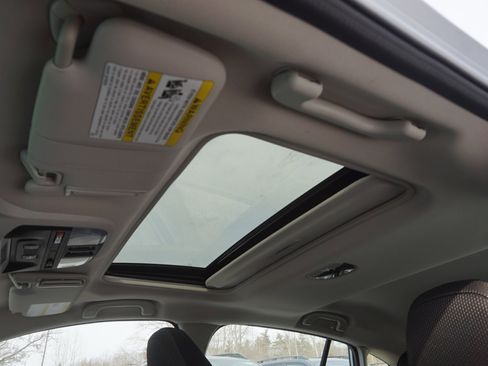 Used 2023 Subaru Impreza 2.0i Premium image 14