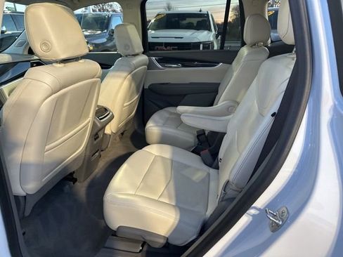 Certified 2024 Cadillac XT6 Premium Luxury image 19