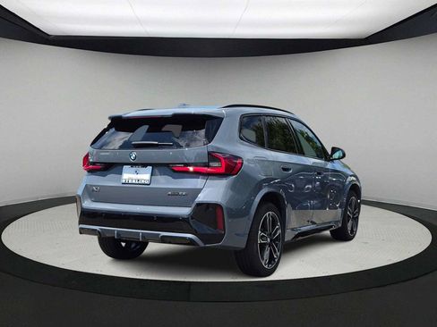 Used 2023 BMW X1 xDrive28i w/ Premium Package AWD/4WD image 8