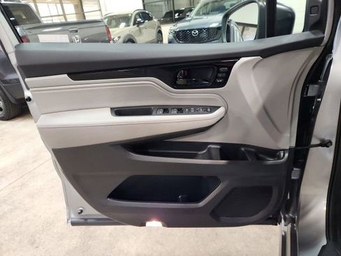 Used 2024 Honda Odyssey Touring image 24